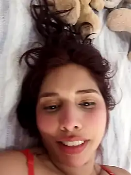 Snapshot of LucyMartelli chatting on 6, 1, 2025 LucyMartelli online show from 6, 1, 2025