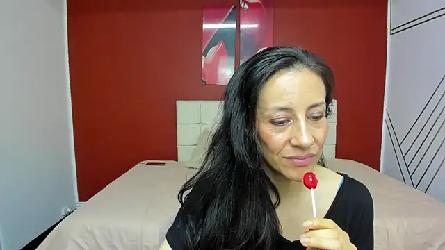 Abrillee1 online show from 6, 2, 2025