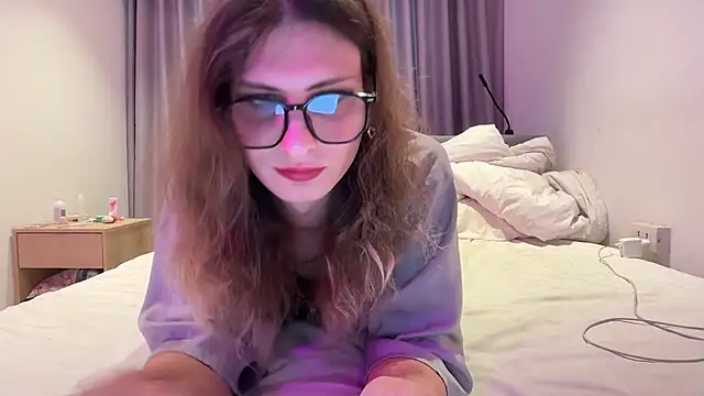Alice Pinkhead online show from 30, 6, 2026