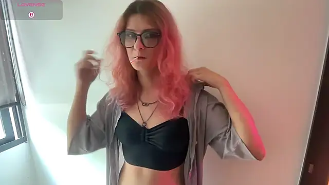 Alice Pinkhead online show from 17, 7, 2026