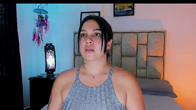 brianaGuzman online show from 16, 5, 2026