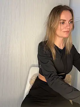 Milla  one online show from 5, 12, 2025