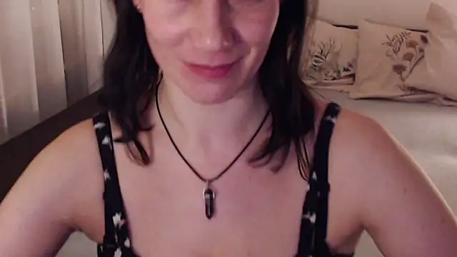 pepper milf online show from 15, 2, 2025