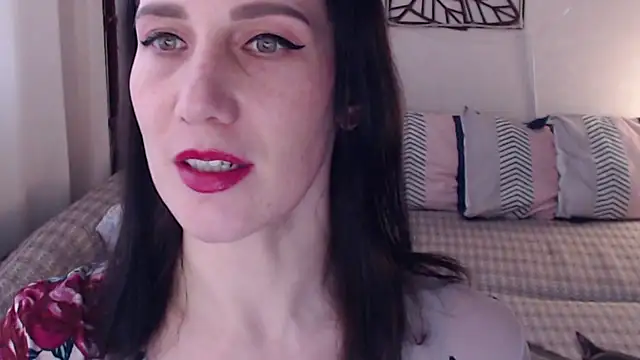 pepper milf online show from 9, 3, 2025