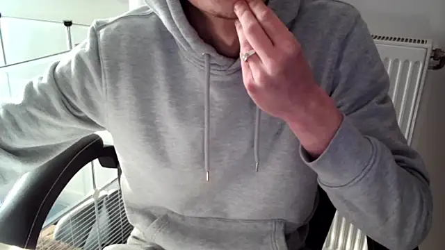 Snapshot of ElViko11 chatting on 14, 2, 2025 ElViko11 online show from 14, 2, 2025