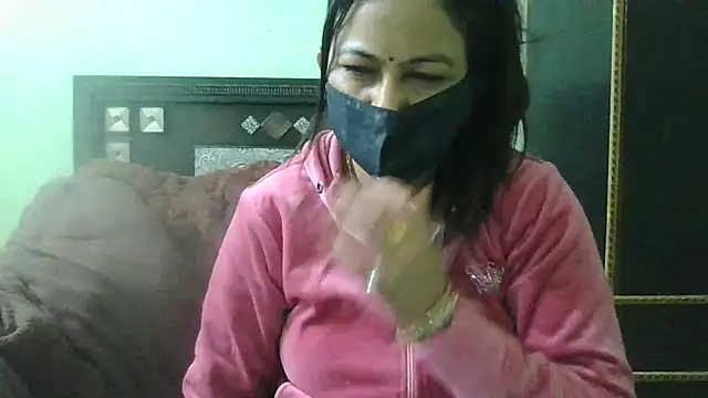 couplesuni online show from 4, 2, 2025