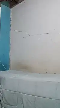 Leosilvaj1 online show from 4, 2, 2025