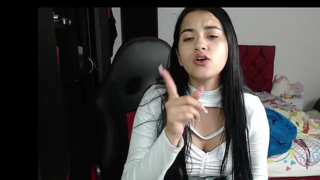 kayla k18 online show from 19, 1, 2025