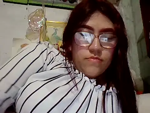 dafne19  online show from 13, 3, 2025