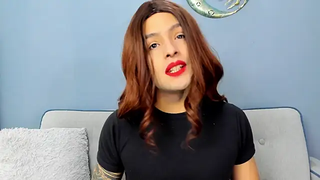 LukaCastillo online show from 29, 10, 2025