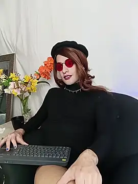 LukaCastillo online show from 7, 11, 2025