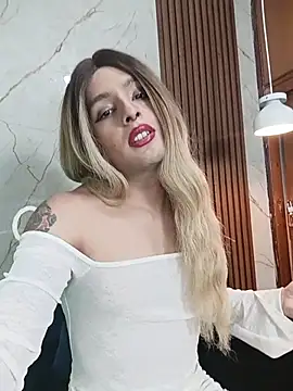 LukaCastillo online show from 10, 11, 2025