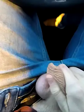 geilehecke1 online show from 6, 1, 2025