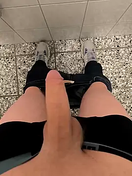 geilehecke1 online show from 11, 2, 2025