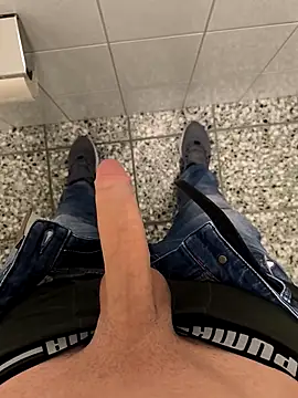 geilehecke1 online show from 10, 3, 2025