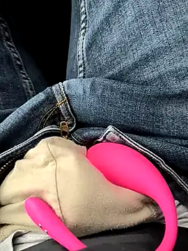 geilehecke1 online show from 18, 3, 2025