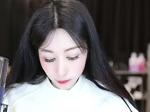 Nuyoah-77 online show from 20, 1, 2025