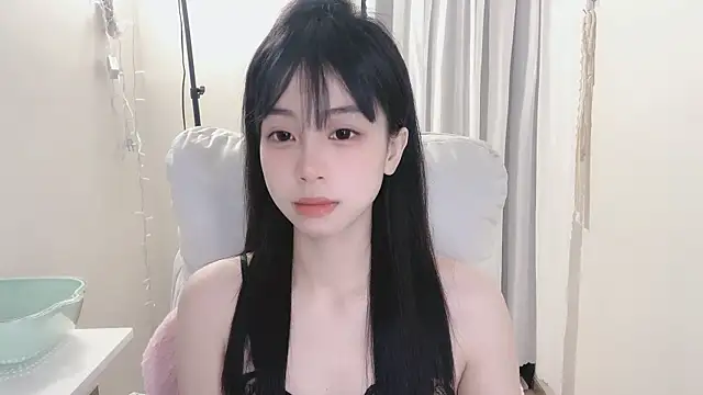 -Hottie online show from 3, 3, 2025