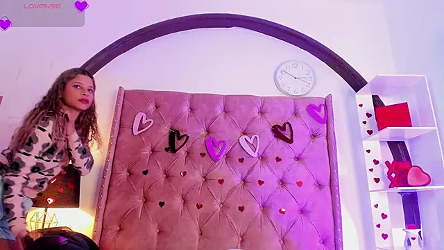 LadyAvalon online show from 11, 2, 2025