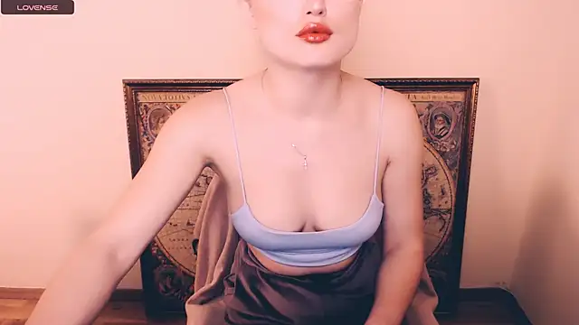 Felliciya online show from 12, 3, 2025