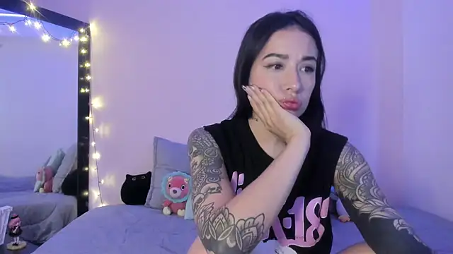 ValeriaCox online show from 20, 2, 2025