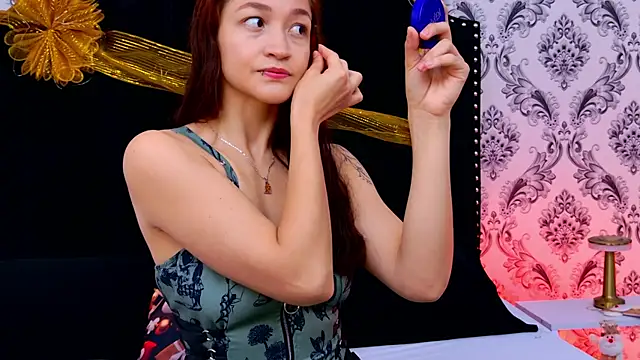 SaaraBrown online show from 21, 12, 2025