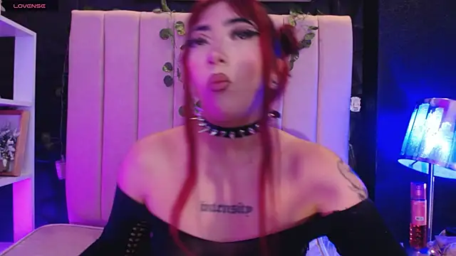 Mia Rinn online show from 23, 12, 2024