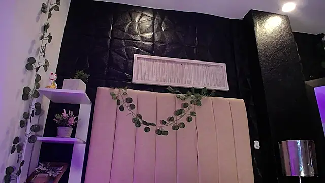 Mia Rinn online show from 22, 1, 2025