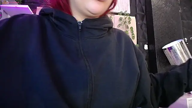 Mia Rinn online show from 12, 2, 2025