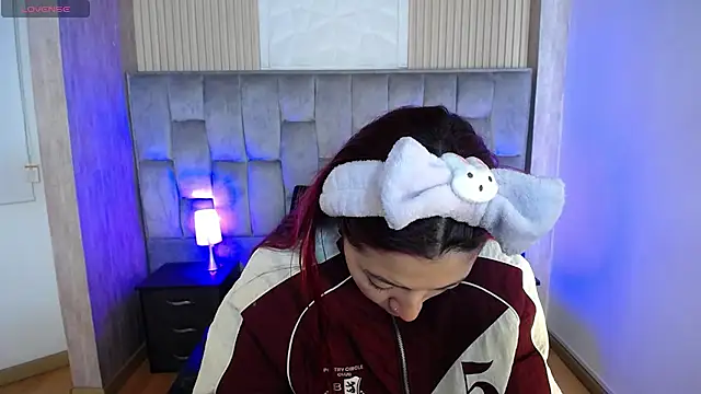 Mia Rinn online show from 23, 9, 2025