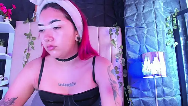 Mia Rinn online show from 11, 2, 2026