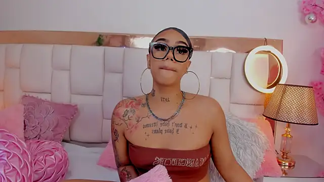 Mia Jansen online show from 19, 12, 2024