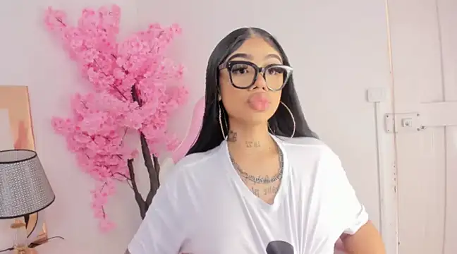 Mia Jansen online show from 25, 1, 2025