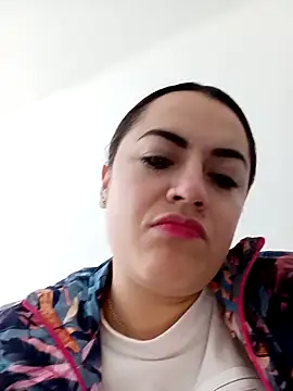 Lesly 10- online show from 10, 10, 2025