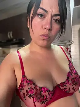 Snapshot of Lesly_10- chatting on 2, 3, 2026 Lesly 10- online show from 2, 3, 2026