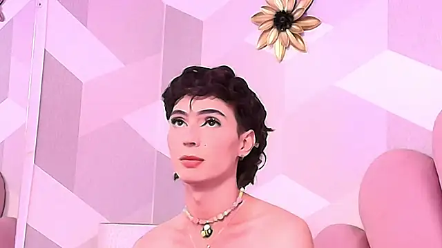 KylieMonnett online show from 25, 11, 2025