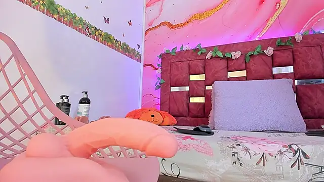 melody paris online show from 8, 2, 2025