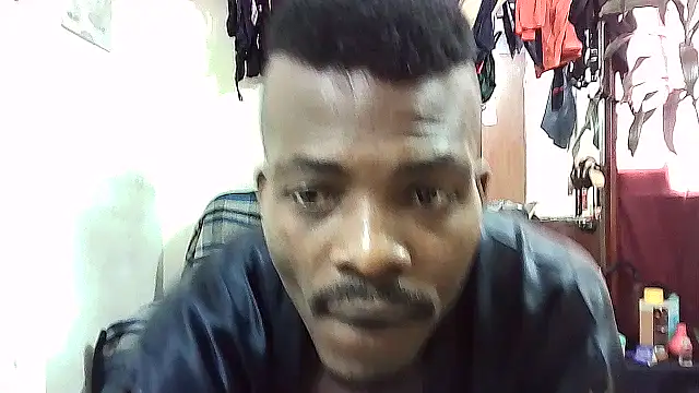 Snapshot of yezz3011 chatting on 21, 12, 2025 yezz3011 online show from 21, 12, 2025