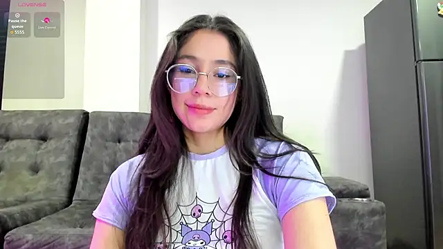 emmadiaz1 online show from 29, 10, 2025