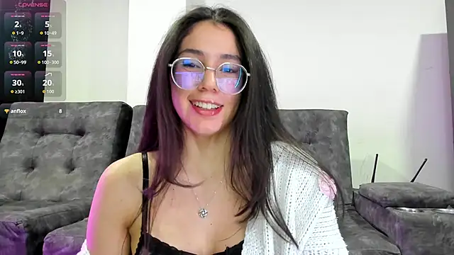 emmadiaz1 online show from 15, 12, 2025