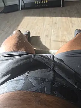 Keshuloveyou online show from 20, 2, 2025