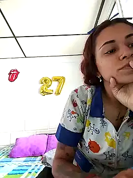 caroline0997 online show from 16, 1, 2025