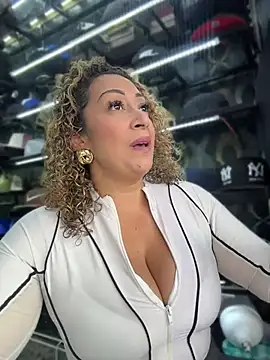 Katti Barrera online show from 16, 7, 2026