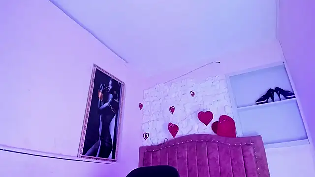 SarahStones online show from 13, 9, 2025