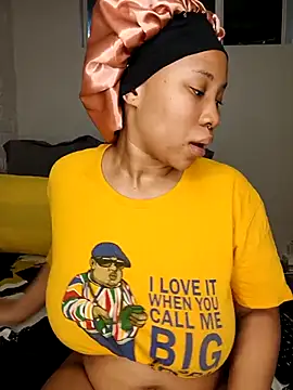 DrippinCaramelCutie online show from 27, 11, 2025