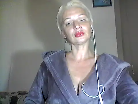 MaryJane441 online show from 9, 10, 2025