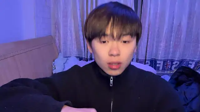 xiaottt1918 online show from 11, 1, 2025