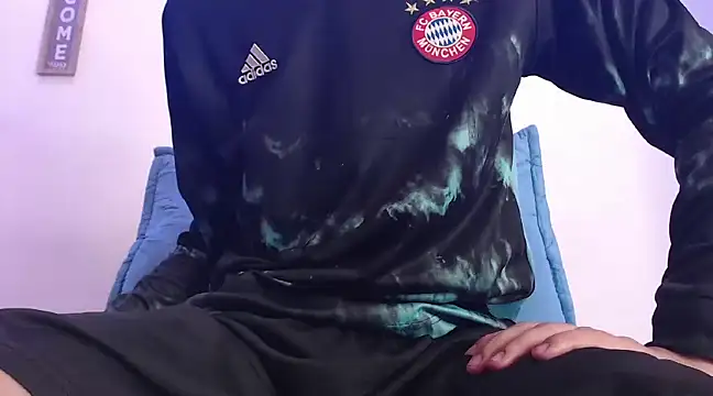 Snapshot of harrytomson_1 chatting on 13, 2, 2025 harrytomson 1 online show from 13, 2, 2025