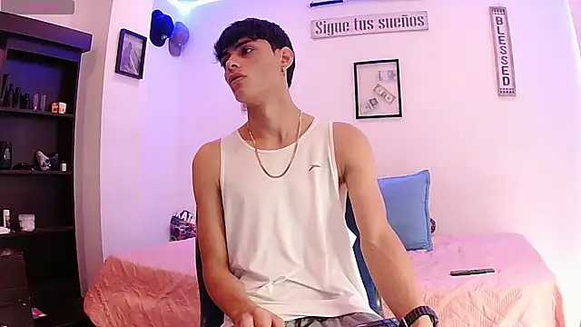 Snapshot of harrytomson_1 chatting on 16, 9, 2025 harrytomson 1 online show from 16, 9, 2025