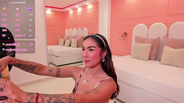 scarlet castro online show from 7, 12, 2024